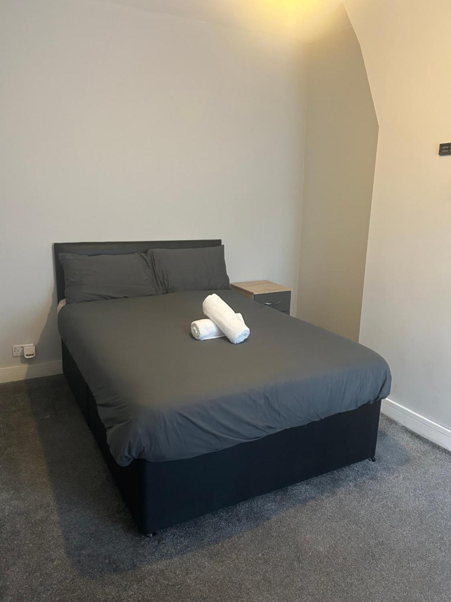 Brunswick Place 1 Bed and Breakfast Stoke-on-Trent Εξωτερικό φωτογραφία